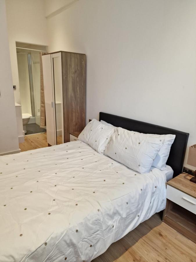 Converted Mill Apartment مانشستر المظهر الخارجي الصورة